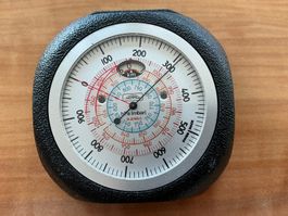 Thommen TX bis 5000 Meter. Höhenmesser und Barometer.