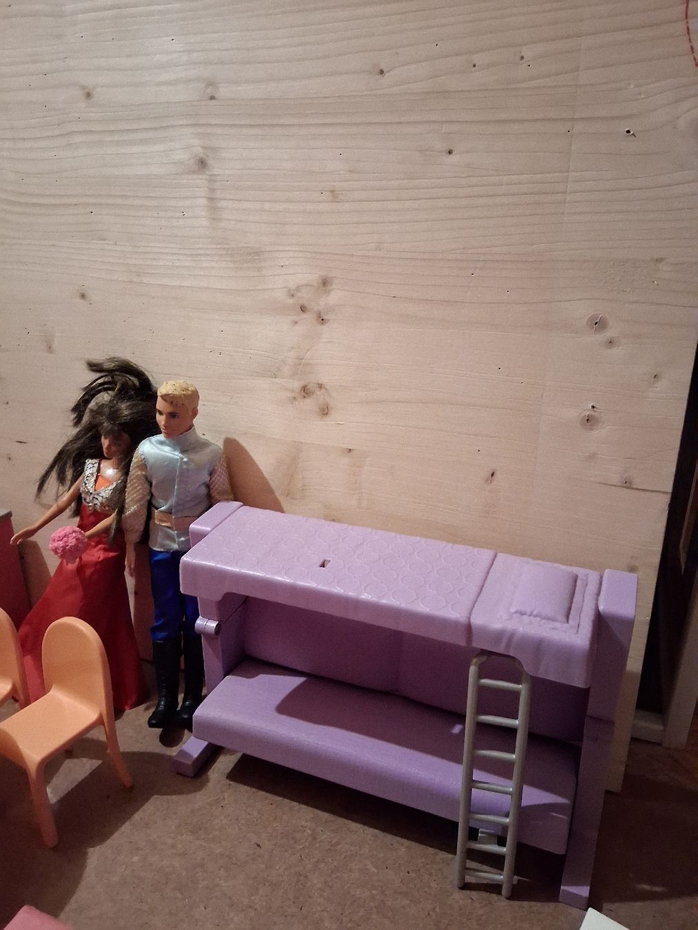 Bambole: Barbie mit Zubehör und Möbeln  – Usato da Schwellbrunn venduto da corluk