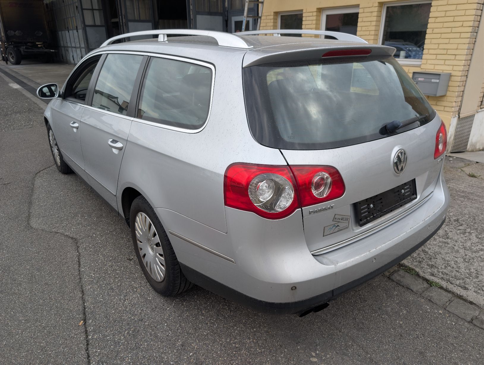 VW Automobili: VW Passat 2.0 dsg  – Usato da Rünenberg venduto da All_4_you 3