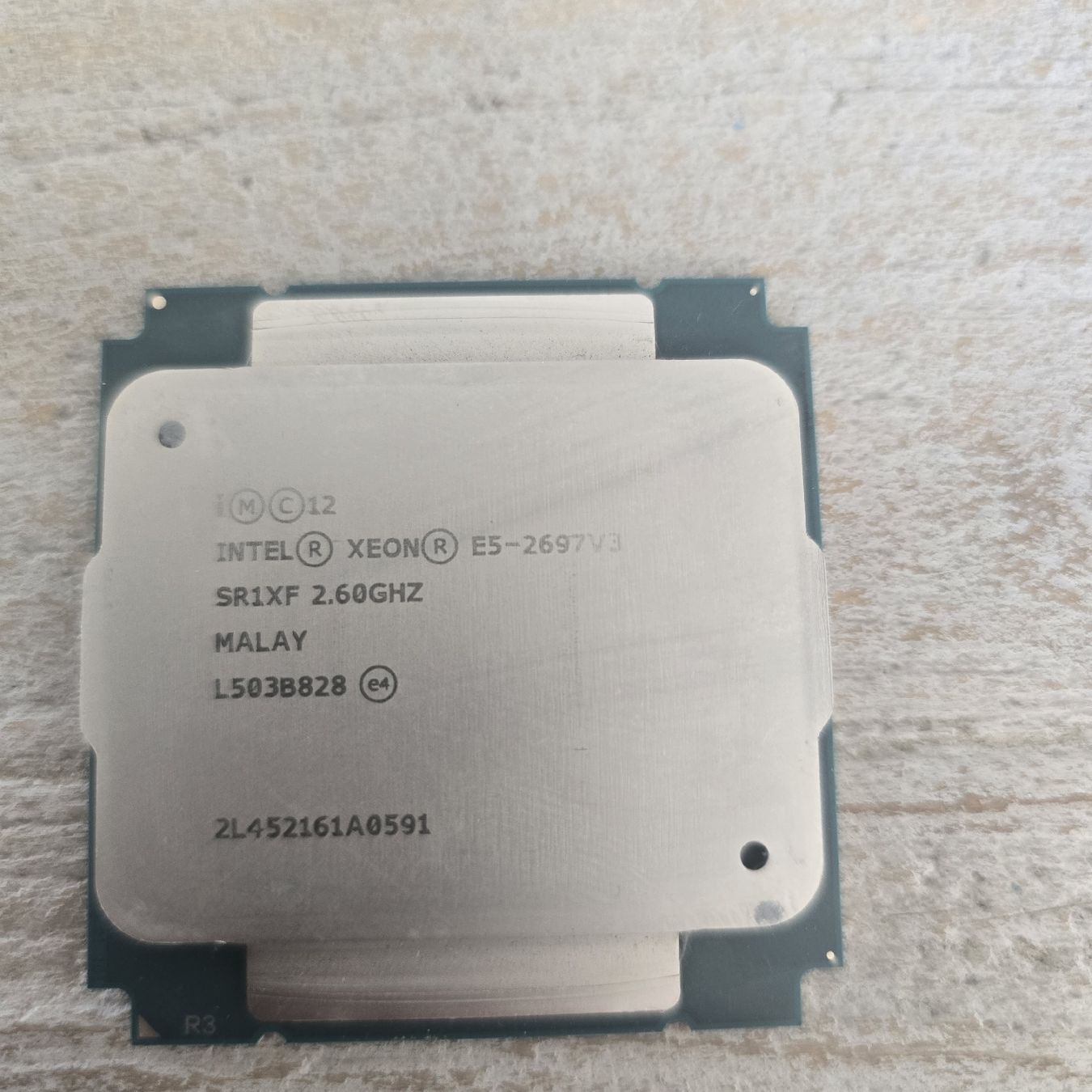 PCs: Intel Xeon E5-2697 v3 CPU – Gebraucht aus Aesch BL von Pina2021