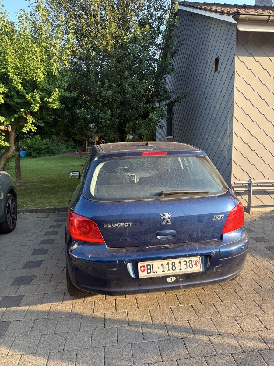 Peugeot Autos: Peugeot 307 Automat – Défectueux à Pratteln par Radom12