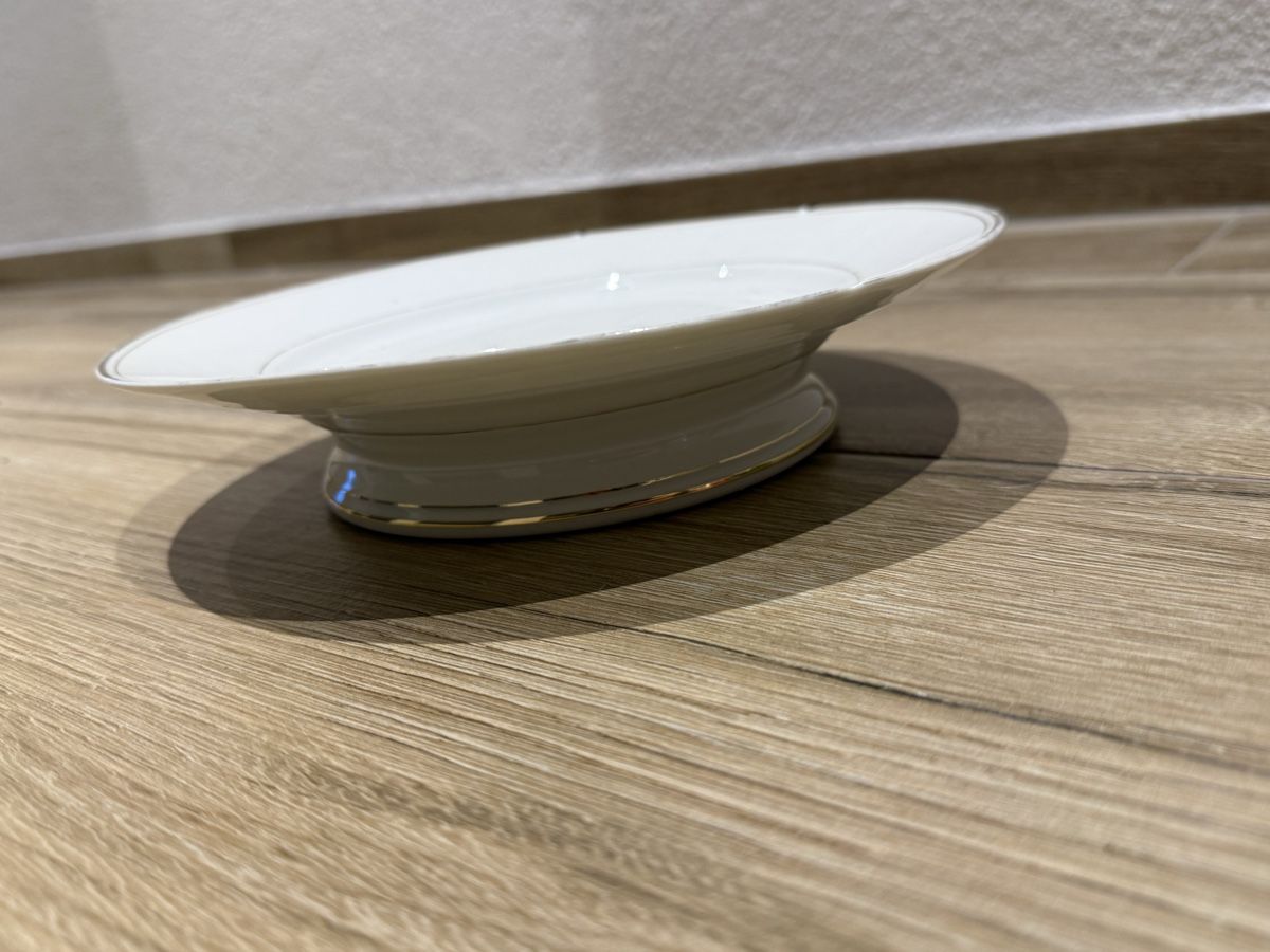 Set di piatti: Porcelaine de Limoges – Usato da Estavannens venduto da davy80 2