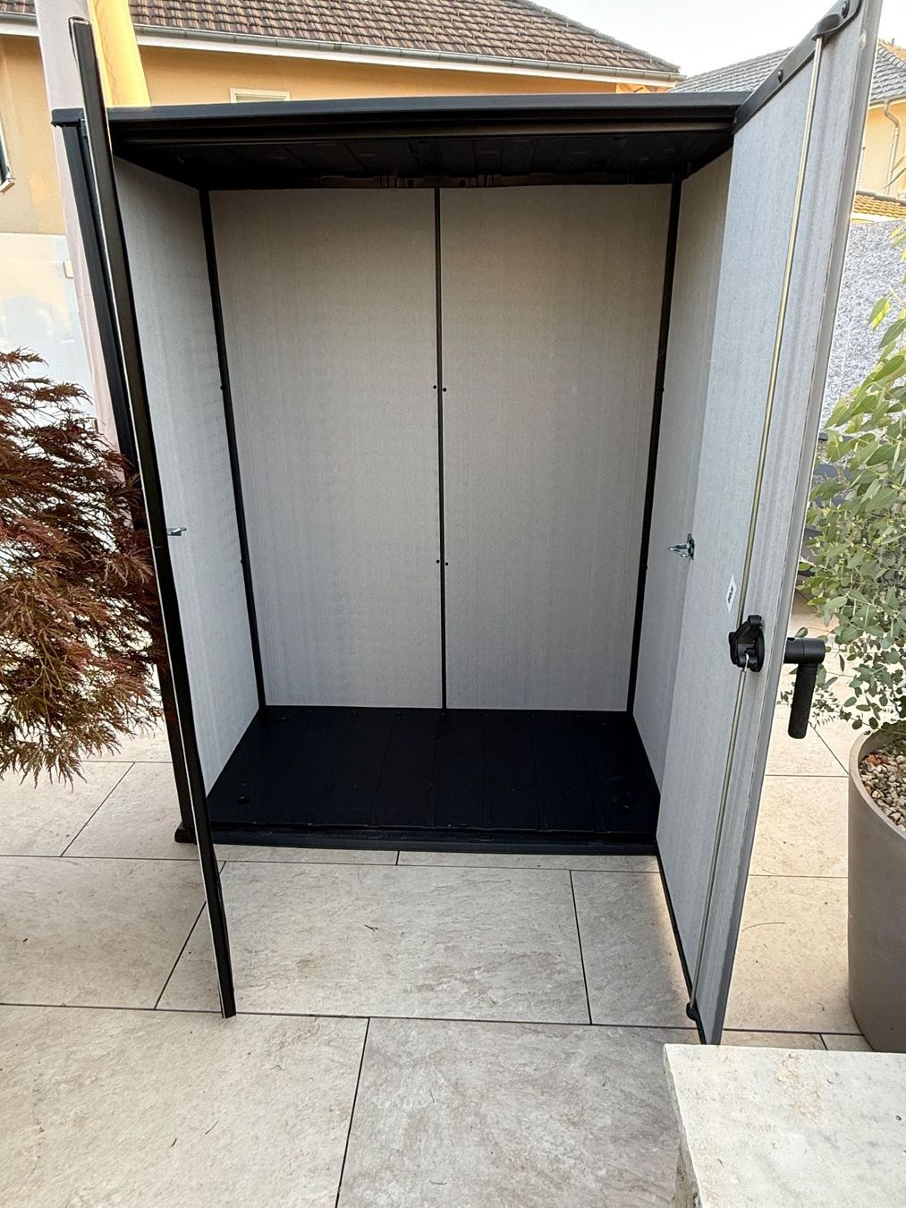 Keter Box contenitori: Keter Gartenschrank – Usato da Wolfwil venduto da Levjus06 1