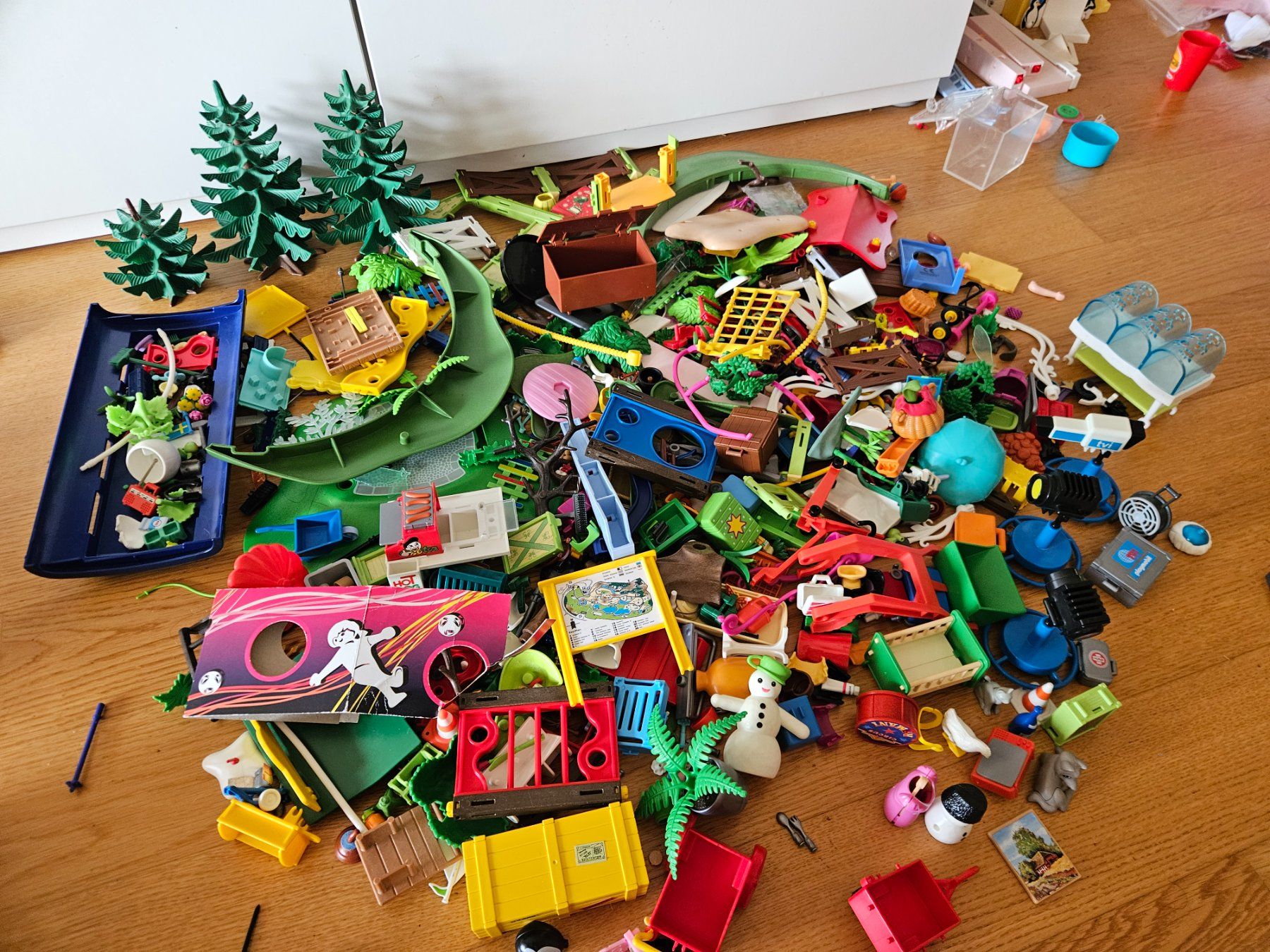 Playmobil Jouets: Lot de jouets Playmobil divers – D'occasion à Lutry par Buby
