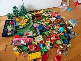 Lot de jouets Playmobil divers