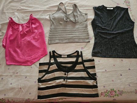 Damen Oberteile 4Stk. Grösse S H &  M Esprit Chicorée