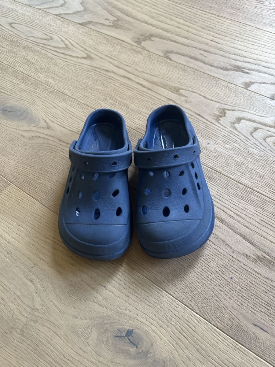 Crocs Scarpe per ragazzi: Badeschuhe Gr. 31 – Usato da Buttikon SZ venduto da nene2017