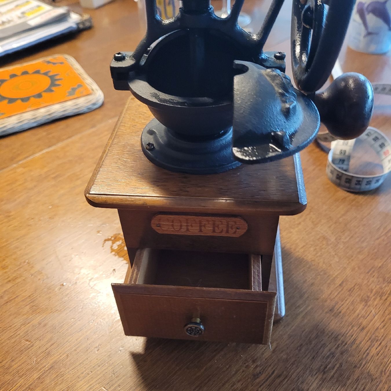 Elettrodomestici da cucina: Alte Kaffeemühle – Usato da Winterthur venduto da CoNoPa 3