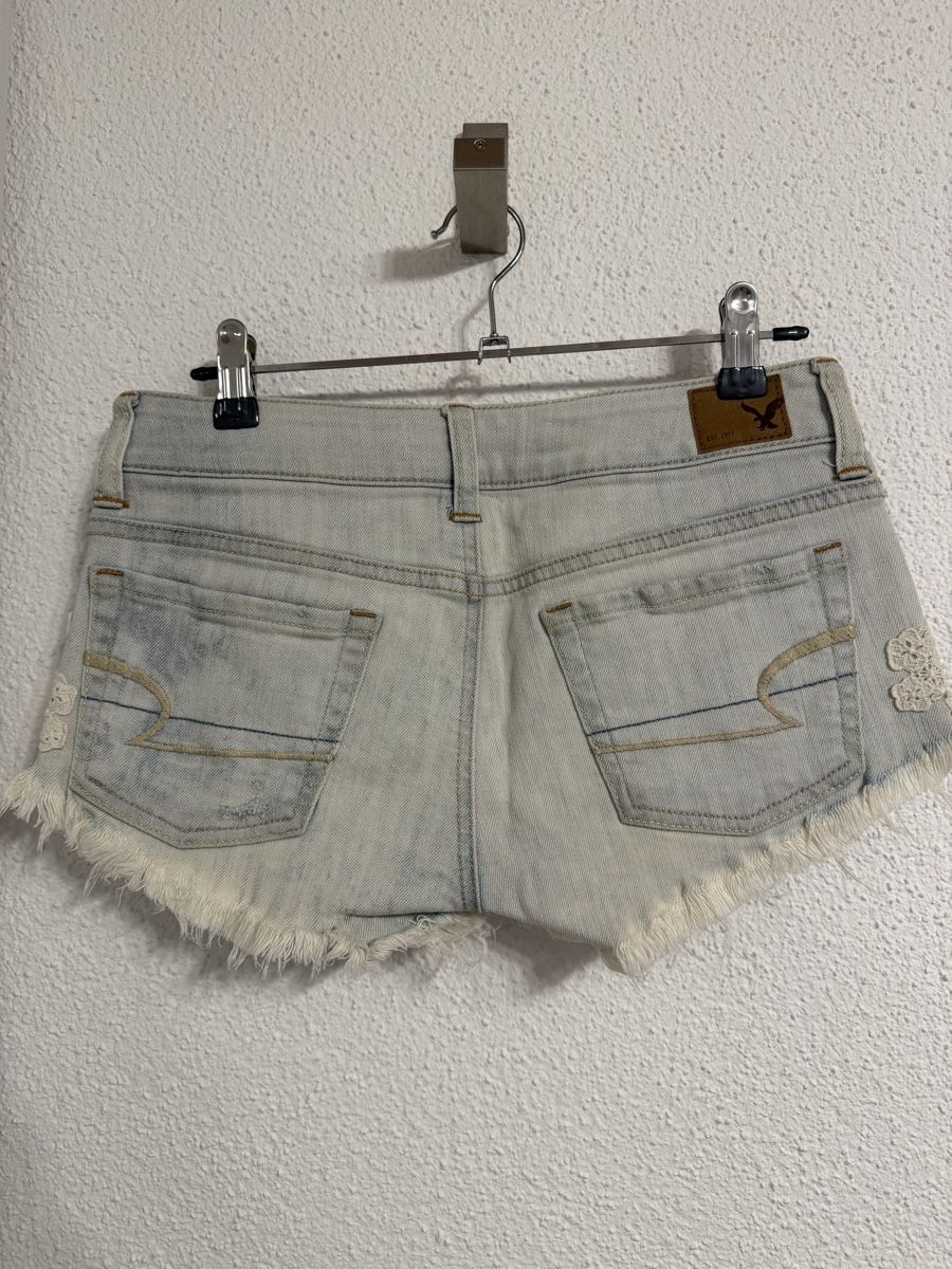 American Eagle Pantaloni: American Eagle Shorts, Grösse 00, ca 36, hellblau – Usato da Udligenswil venduto da mp9_f7jr 1