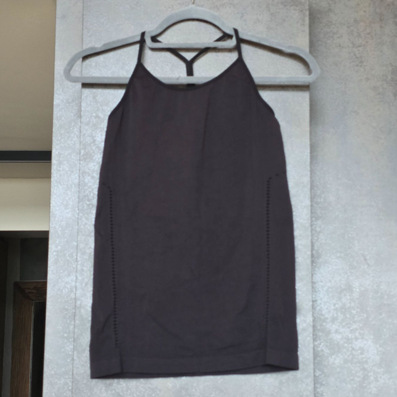 Top: 🐸 TOP SPORTTOP FITNESSTOP XS oder S – Nuovo (secondo la descrizione) da Môtier (Vully) venduto da Frogs