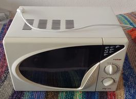 MIKROWELLE ROTEL MW 717 mit Grill (inkl Bedienungsanleitung)