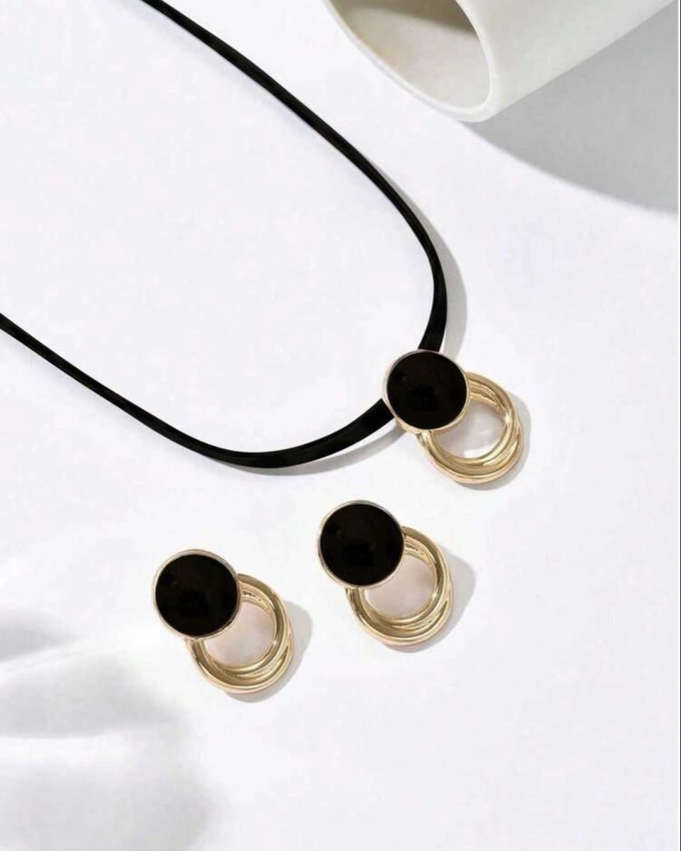 Altri gioielli: Ensemble collier et boucles d’oreilles – Nuovo e nell'imballaggio originale da Châtel-St-Denis venduto da Montclair_Swiss 2
