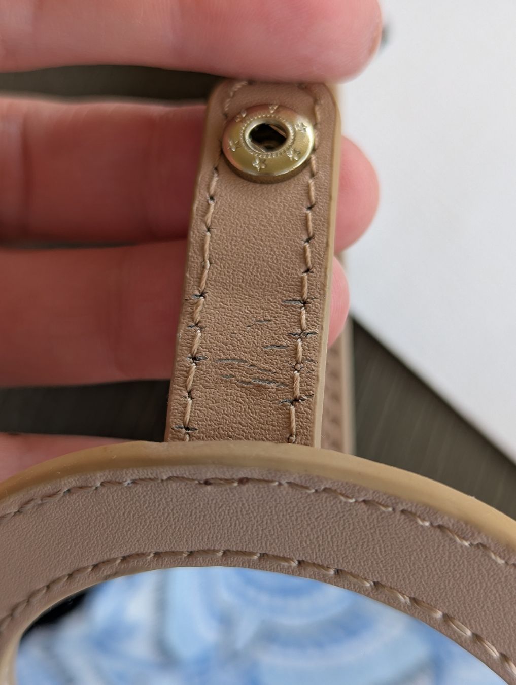 Max Mara Portachiavi: Max Mara Taschenanhänger mit Spiegel – Usato da Seengen venduto da sam_x5tk 5