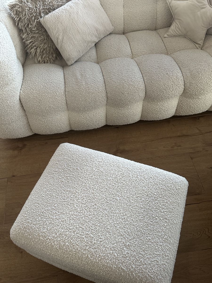 Maisons du monde Divani: Bouclé Sofa & Hocker in beige – Usato da Bern venduto da scng 6