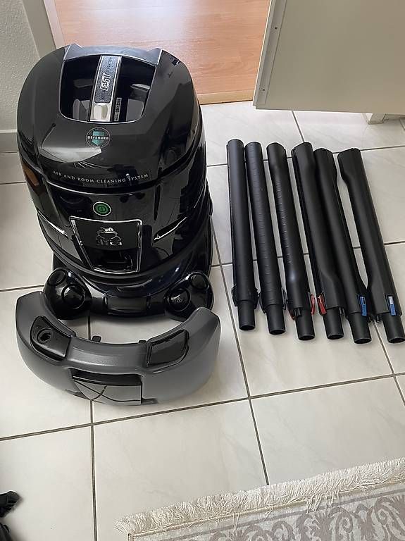 Hyla Aspirapolveri & Accessori: Hyla EST Wasserstaubsauger – Usato da Augst BL venduto da nike_7