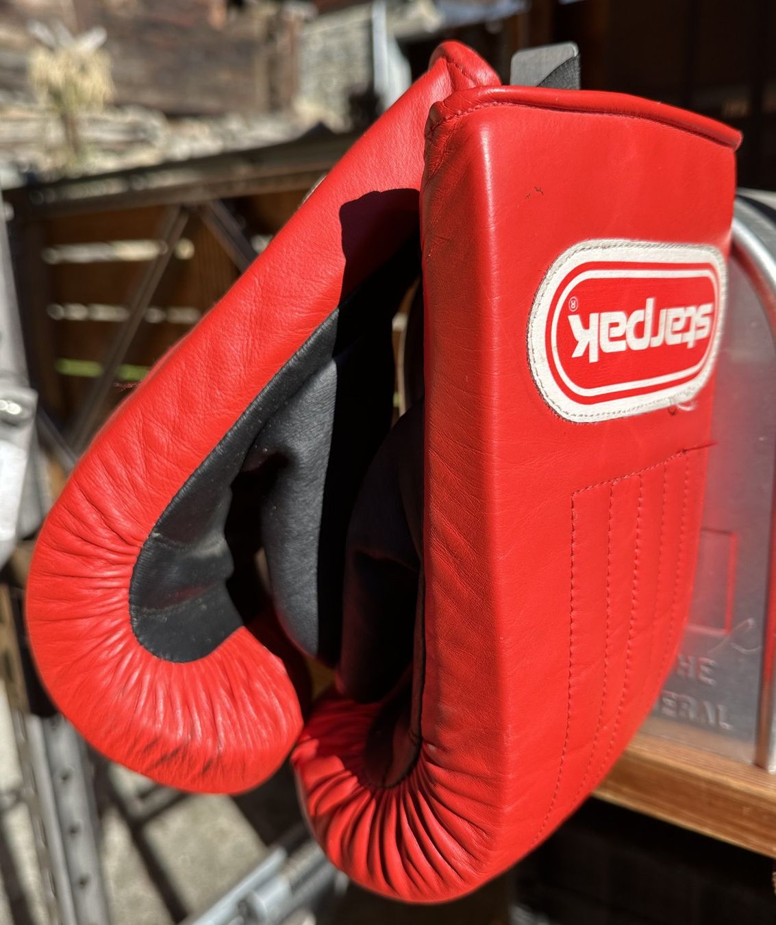 Altri accessori da uomo: Kickbox-Handschuhe Starpak / rot / Grösse 10 – Usato da Ferden venduto da Ojdier08 1