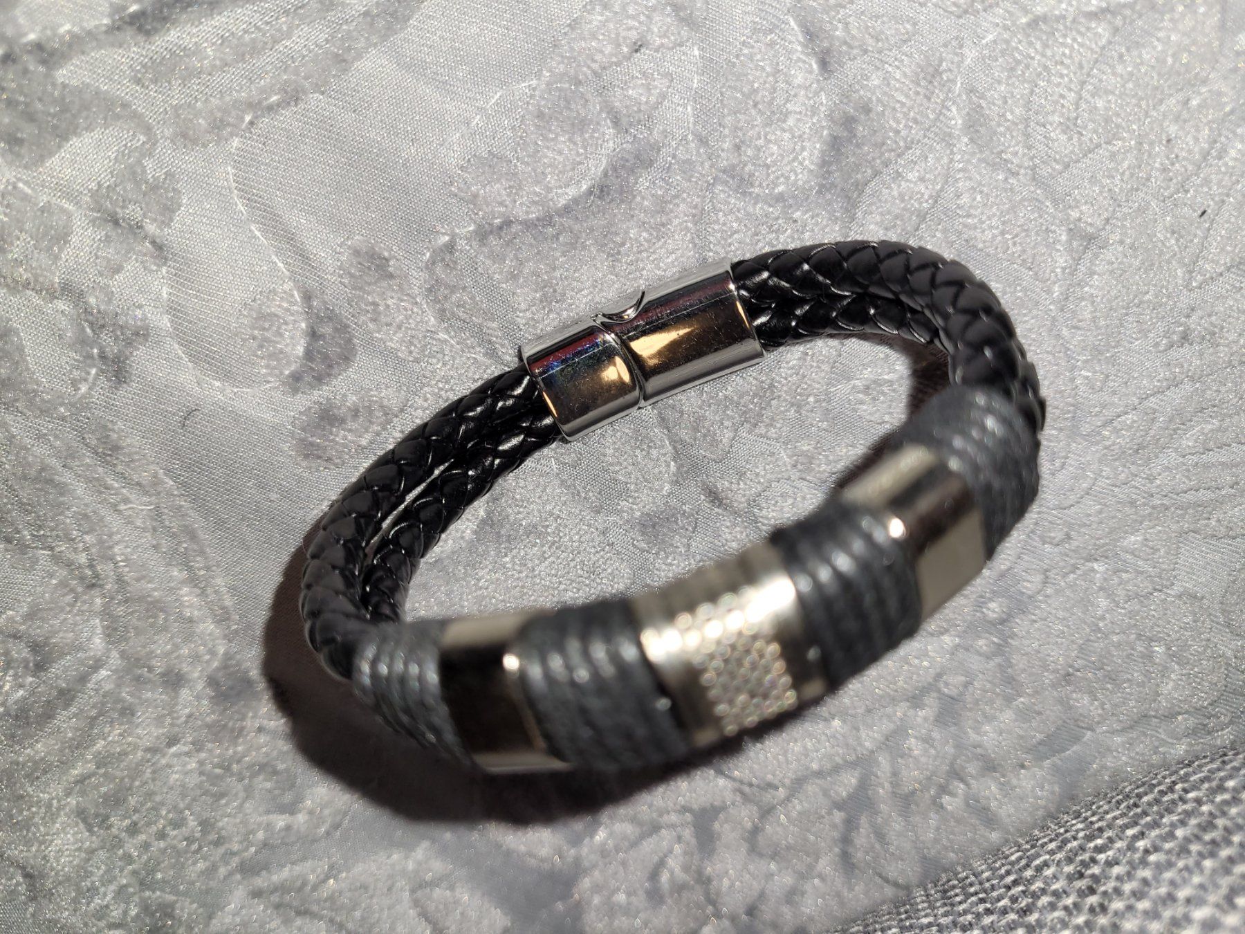 Bracciali & Braccialetti: Armband – Nuovo e nell'imballaggio originale da Bassersdorf venduto da arkais