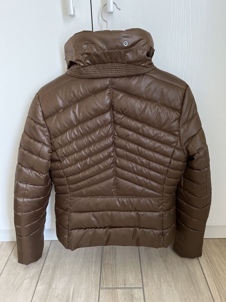 Giacche: Braune Steppjacke Gr. M – Usato da Marin-Epagnier venduto da Pastankl 3