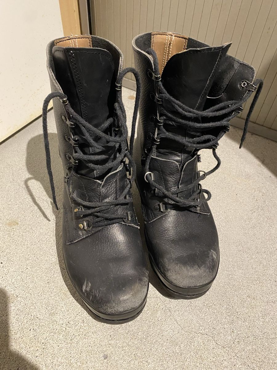 Schweizer Armee Herrenschuhe: KS 90 Armeestiefel  – Gebraucht aus Thierachern von shaun96