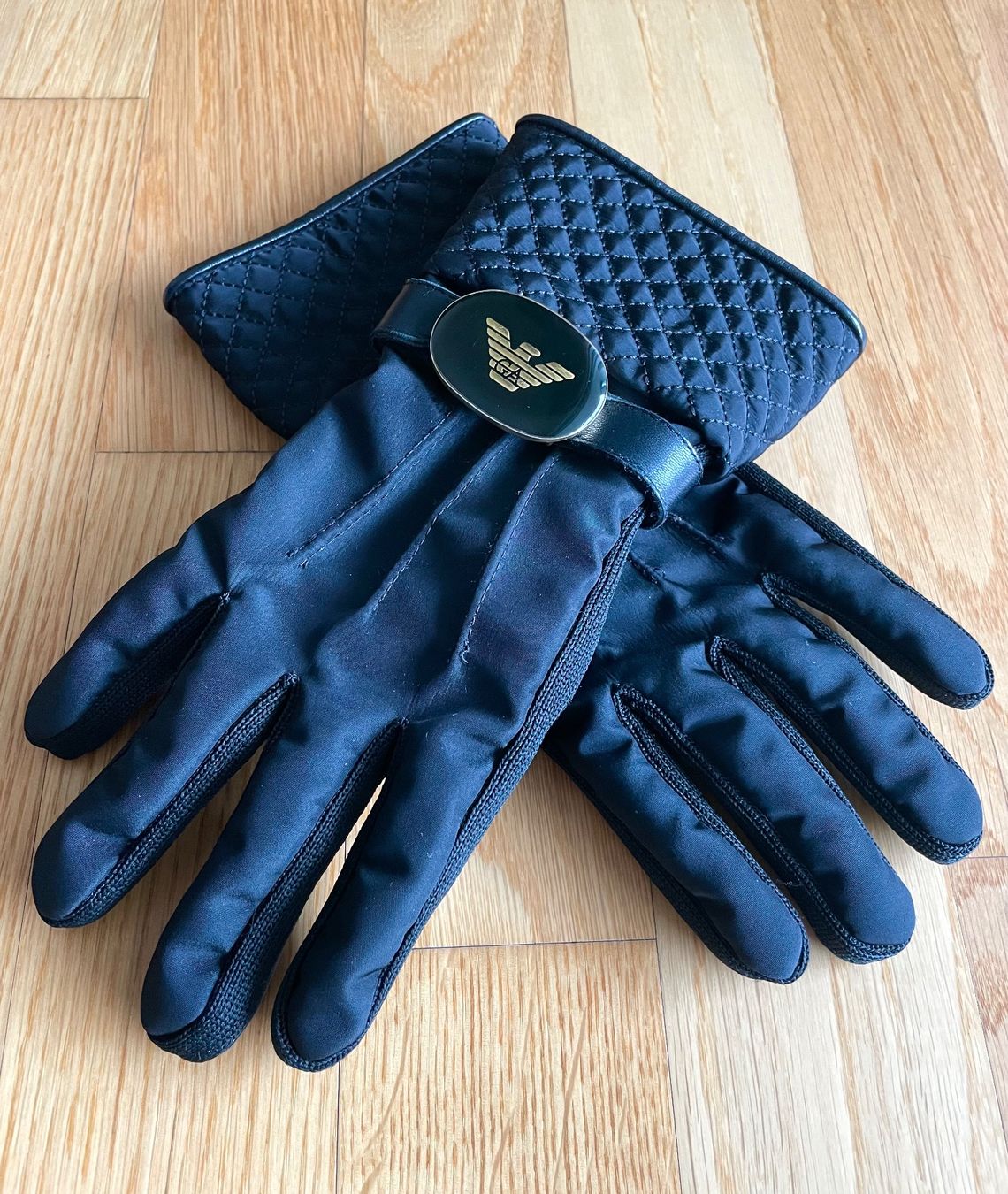 Armani Guanti & manicotti: Handschuhe EMPORIO ARMANI – Usato da Richterswil venduto da IrynaL