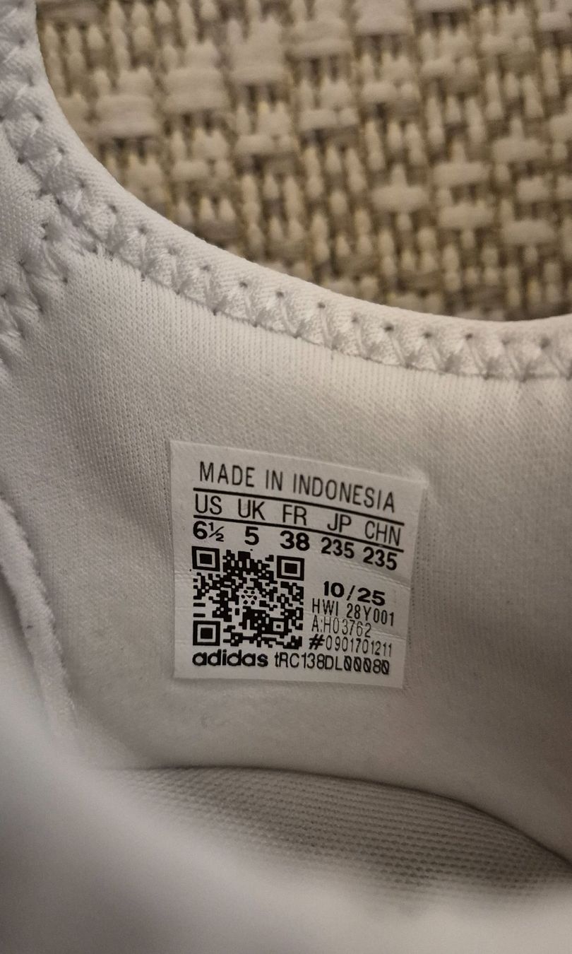 Adidas Scarpe da donna: Neue Adidas Sneakers Gr.38 – Nuovo e nell'imballaggio originale da Dübendorf venduto da effi86 3