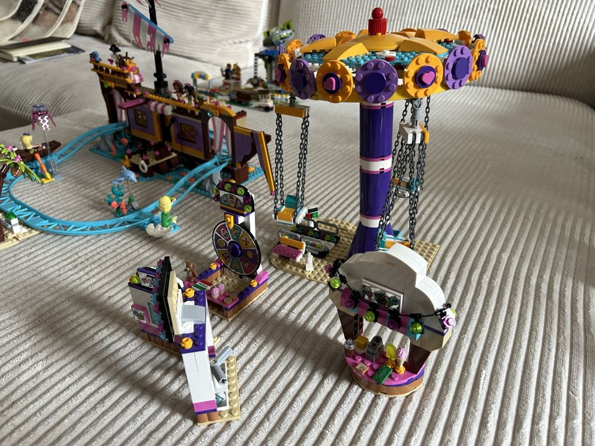 Lego Giocattoli: Lego Friends Rummel Geisterbahn Karussel – Usato da Basel venduto da Betav8 5