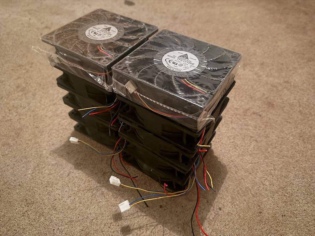 Ventilatori: Lüfter / PC-Lüfter / Fan – Usato da Wil SG venduto da JoRaHa 2
