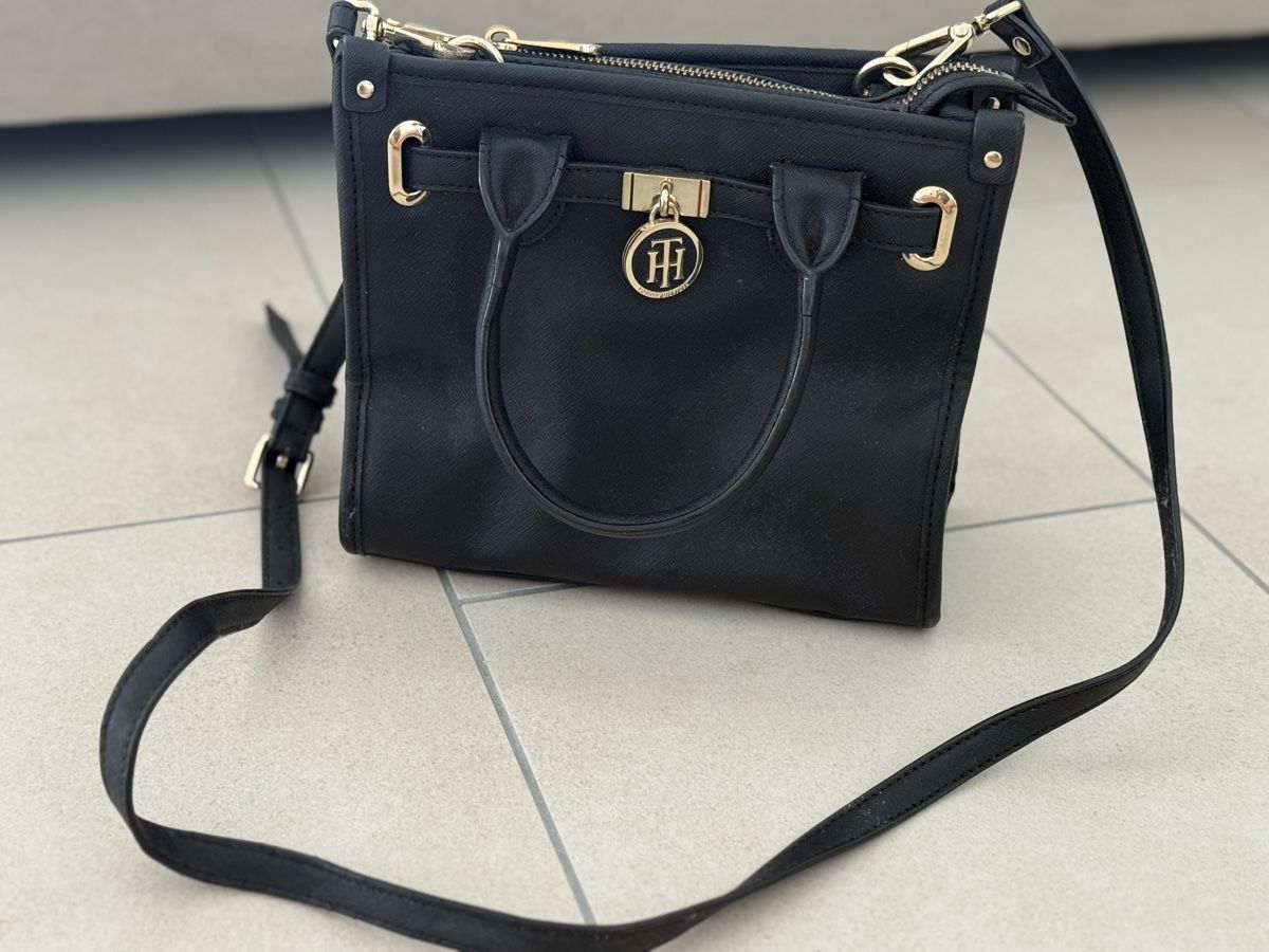 Tommy Hilfiger Borse da donna: Tommy Hilfiger Tasche crossbag schwarz – Nuovo (secondo la descrizione) da Küssnacht am Rigi venduto da car_9p8w