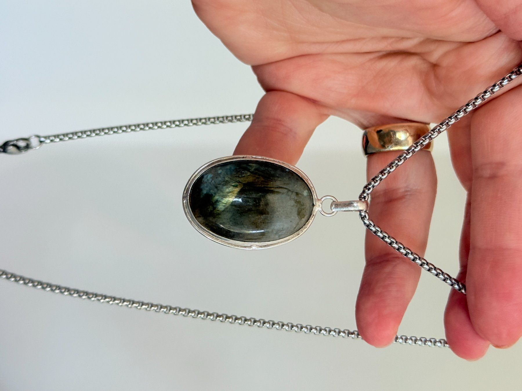Catenine: Pendentif Labradorite - Élégance & Mystère ✨ – Nuovo e nell'imballaggio originale da Genève venduto da AWWA 8