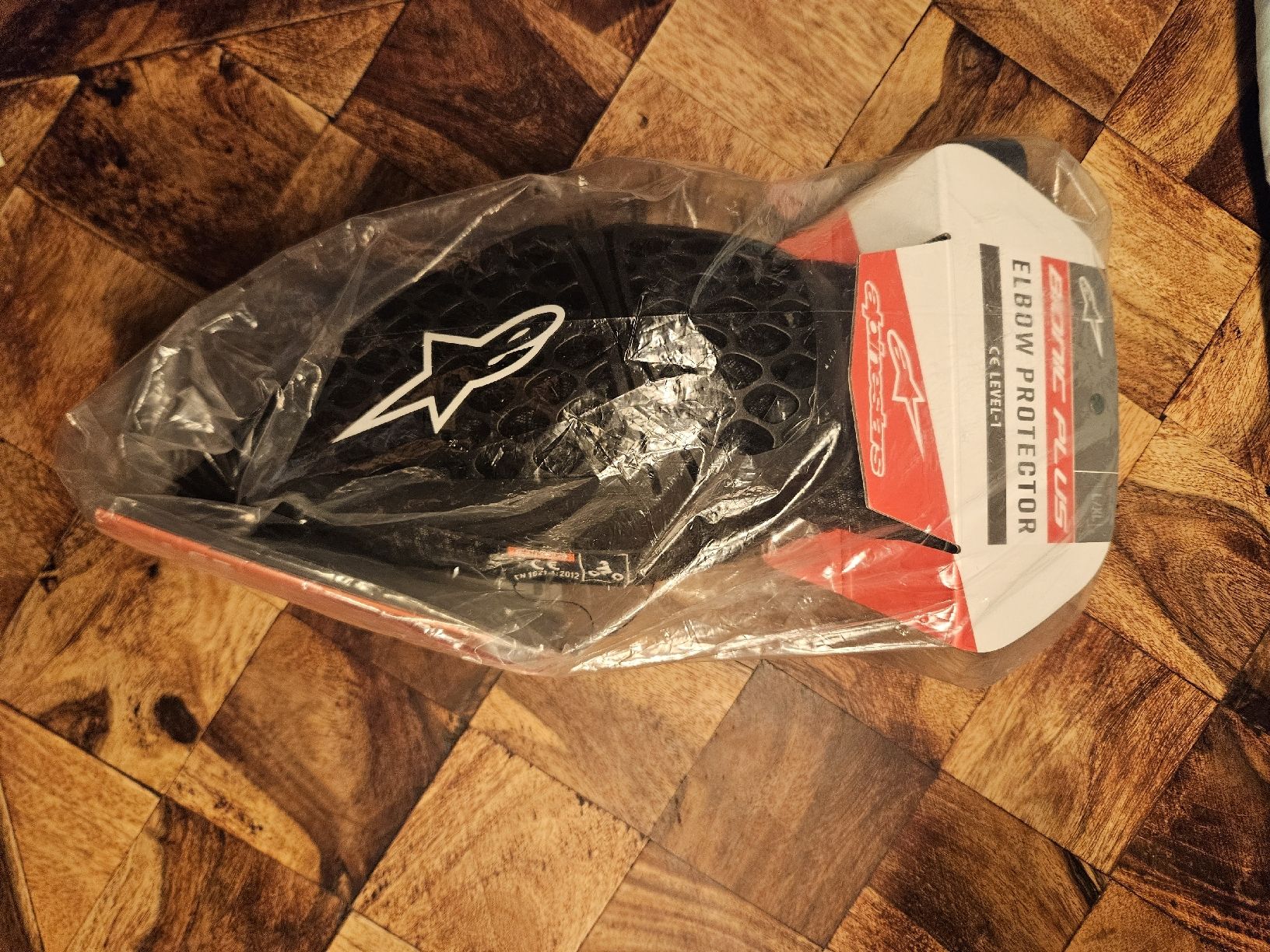 Alpinestars Schutz & Schoner: Alpinestars Bionic Plus Ellbogenschoner, Grösse L/XL – Neu und originalverpackt aus Ebertswil von Bamabama88 4