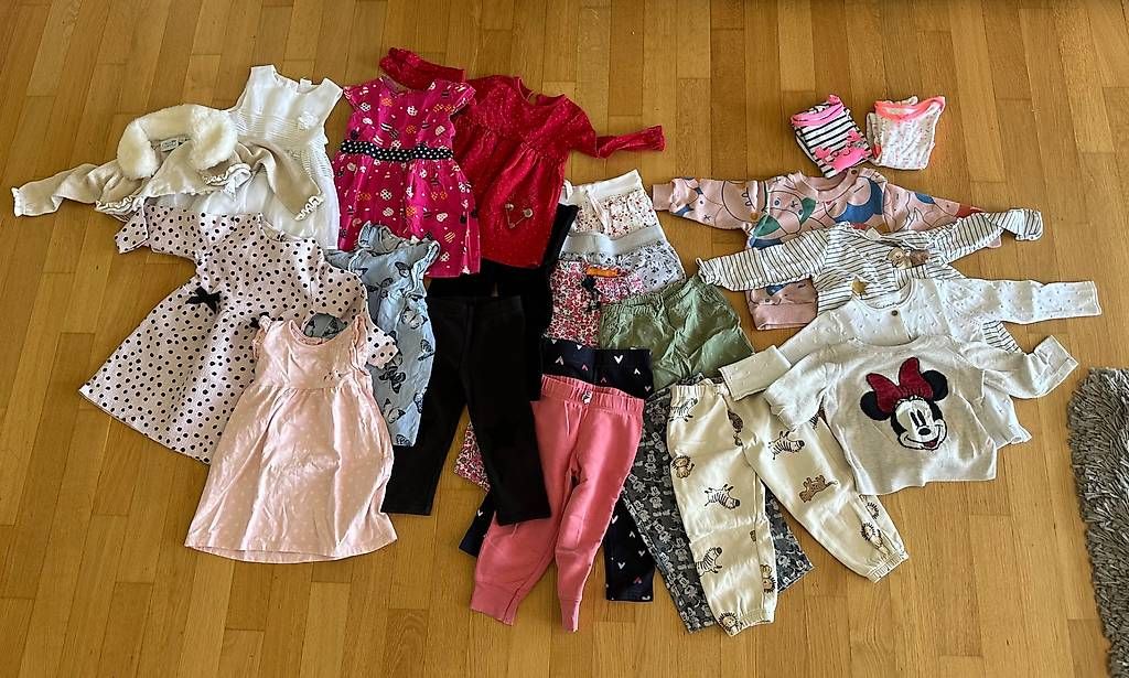 Lotti & Set di vestiti: Mädchenkleidung Grösse 86 – Usato da Zürich venduto da OrsiF