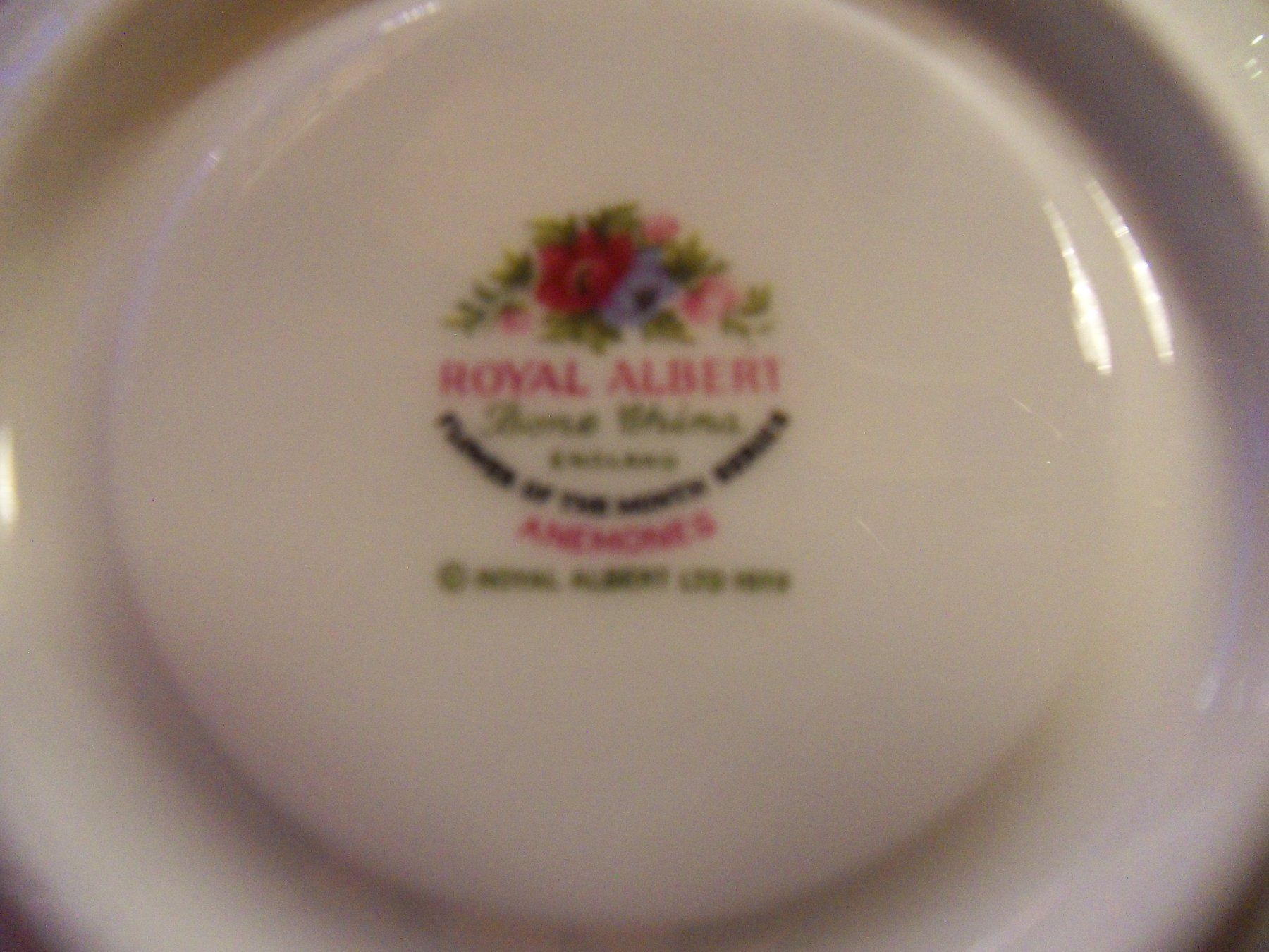 Royal Albert Tassen: Royal Albert Tasse August – Gebraucht aus Schongau von Eva-Katharina 4