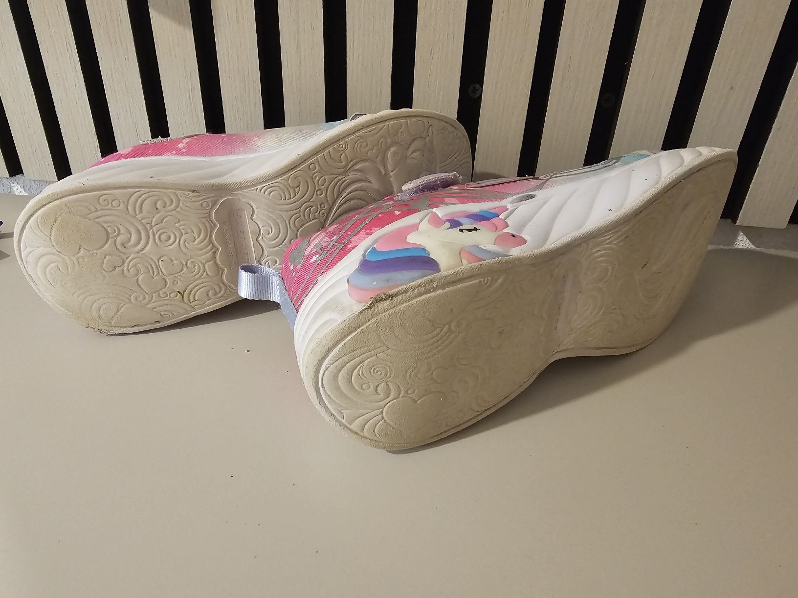 Skechers Scarpe per ragazze: Skechers Einhorn Sneaker 31 – Usato da Buch am Irchel venduto da Potzblitz2 3