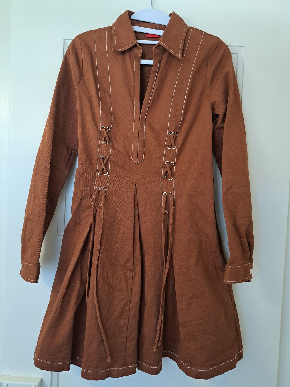 Hugo Boss Vestiti: Hugo Boss Kleid – Usato da Thalwil venduto da sternenstaub369