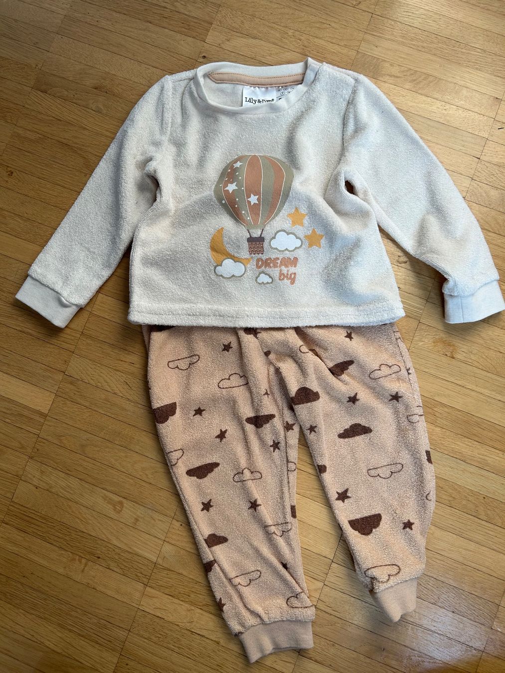 Lotti & Set di vestiti: Baby Pyjama Set – Nuovo (secondo la descrizione) da Zürich venduto da Ella_88 2