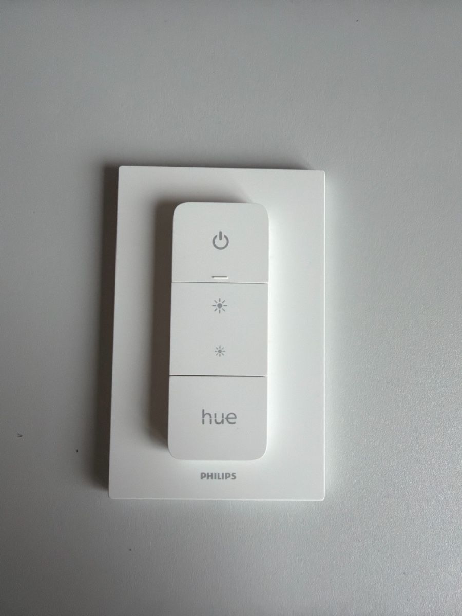 Philips Schalter: Philips Hue Dimmer Switch – Gebraucht aus Zürich von flowue