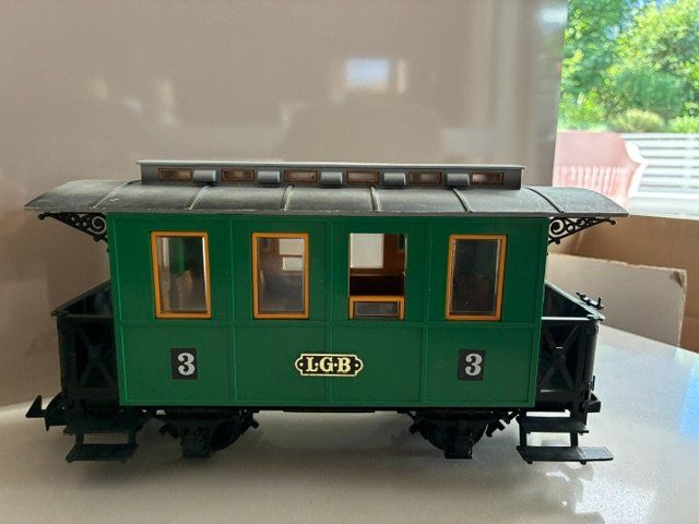LGB Modellini di ferrovie: 2 LGB Personenwagen – Usato da Obfelden venduto da Chfi70 2