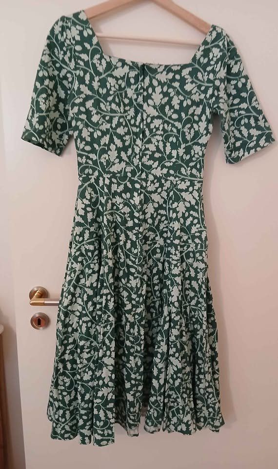 Vestiti: Robe style vintage Collectif London – Usato da Chêne-Bourg venduto da Gabrisca 3