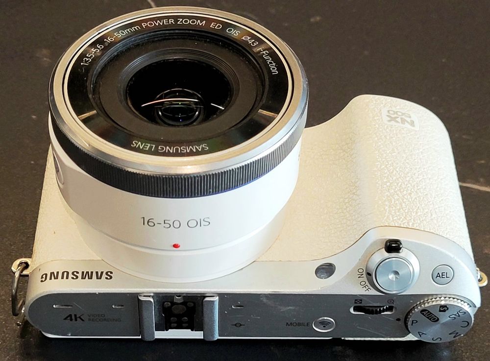 Samsung NX500 4K 28MP APSC mirrorless camera with 1650 Kaufen auf
