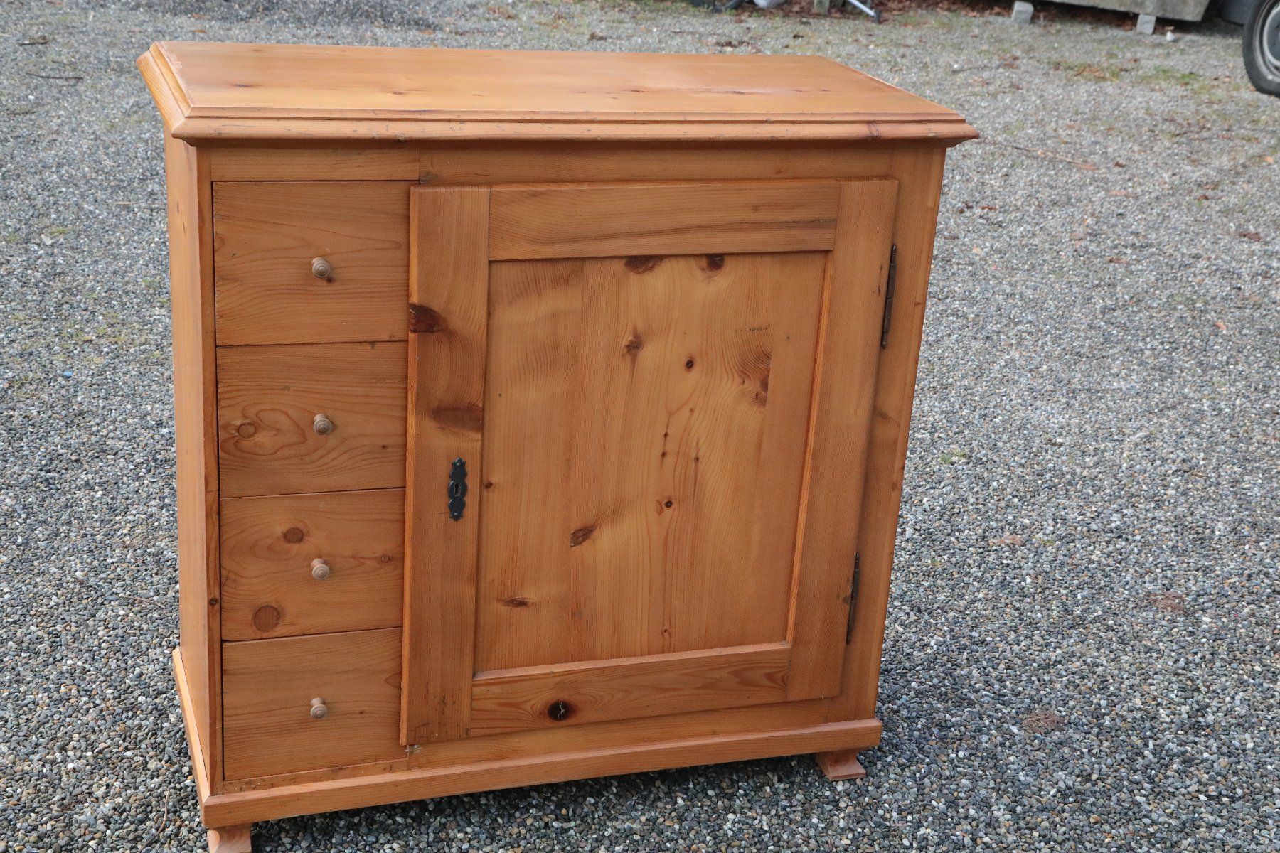 Cassettiere: Antike Schaffreite, Kommode, Sideboard, massiv Fichte – Usato da Lutzenberg venduto da Mulli48 1