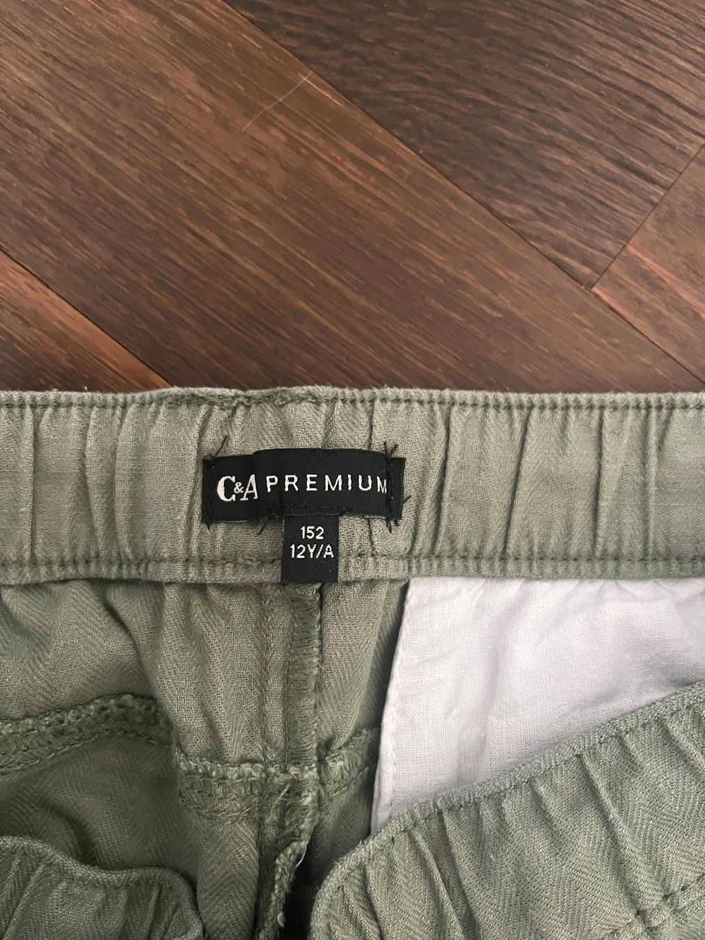 C&A Hosen: Leinen Shorts Grösse 152 – Gebraucht aus Hochdorf von seetaler12 2
