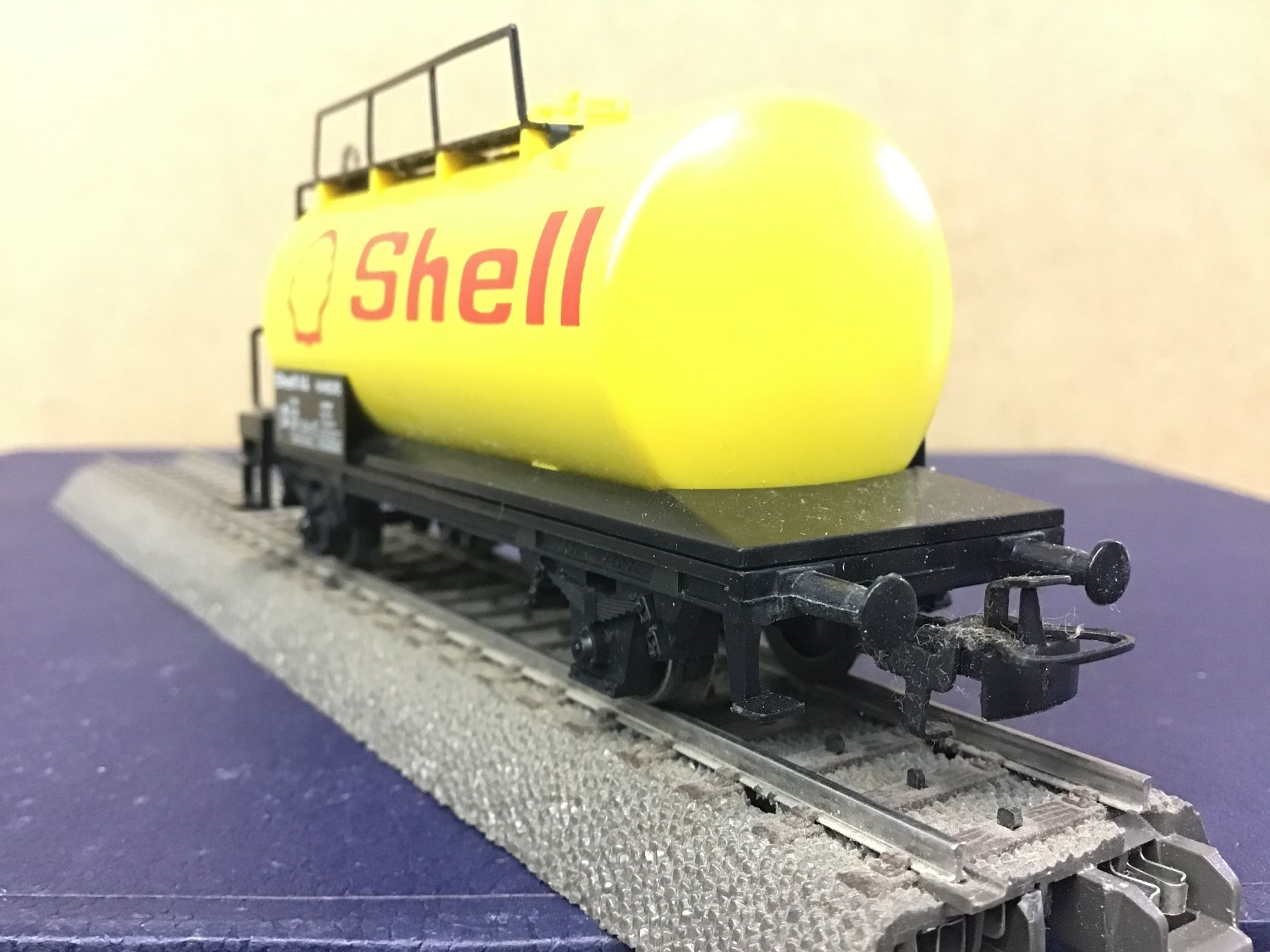 Märklin Modellini di ferrovie: Shell Kesselwagen, Spur H0 NR.4442 – Usato da Männedorf venduto da Modelle-aller-Art 3