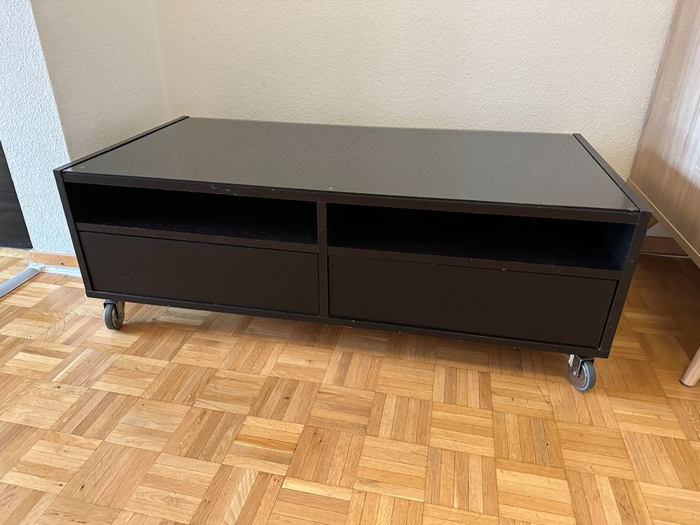 Table Basse Boksel Ikea avec plateau en verre, sur roulettes Kaufen