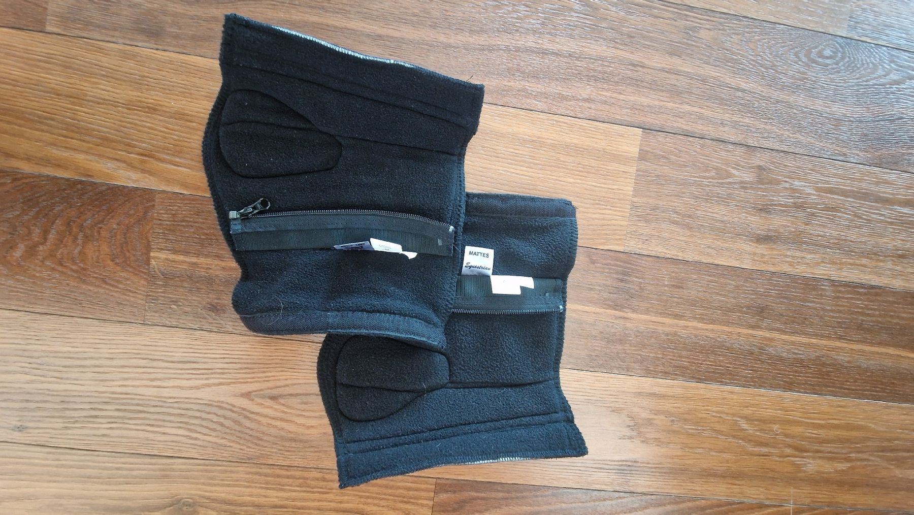 Jambières & Bandages: Pferdegamaschen Gr. M – D'occasion à Wilen b. Wollerau par squissi01 1