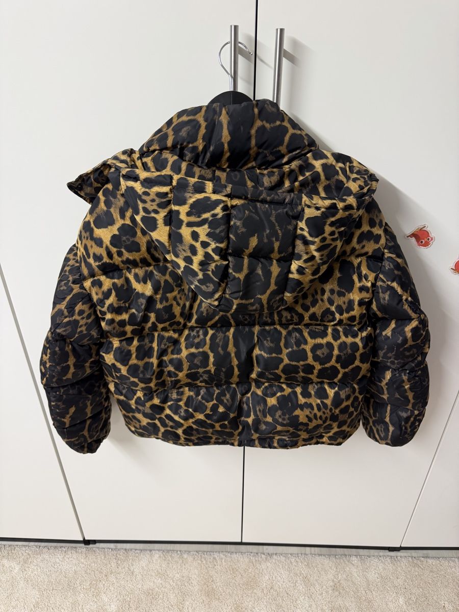 Moncler Giacche: Moncler Leopard Print Padded Jacket, Size Small – Usato da Zumikon venduto da patrick151 2