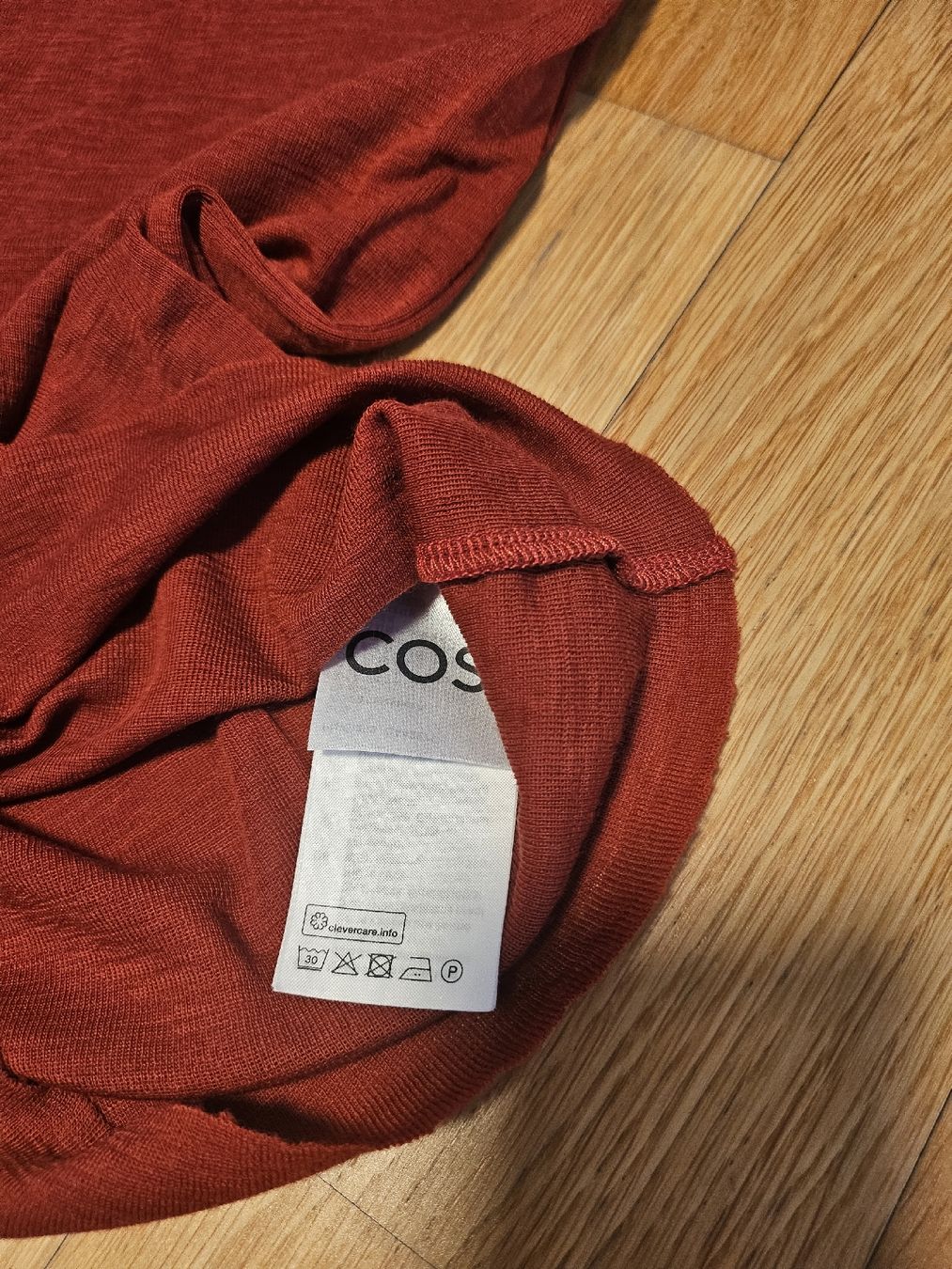 Cos Top: Cos top 100%wool red rot – Nuovo (secondo la descrizione) da Männedorf venduto da eli_y5vn 2