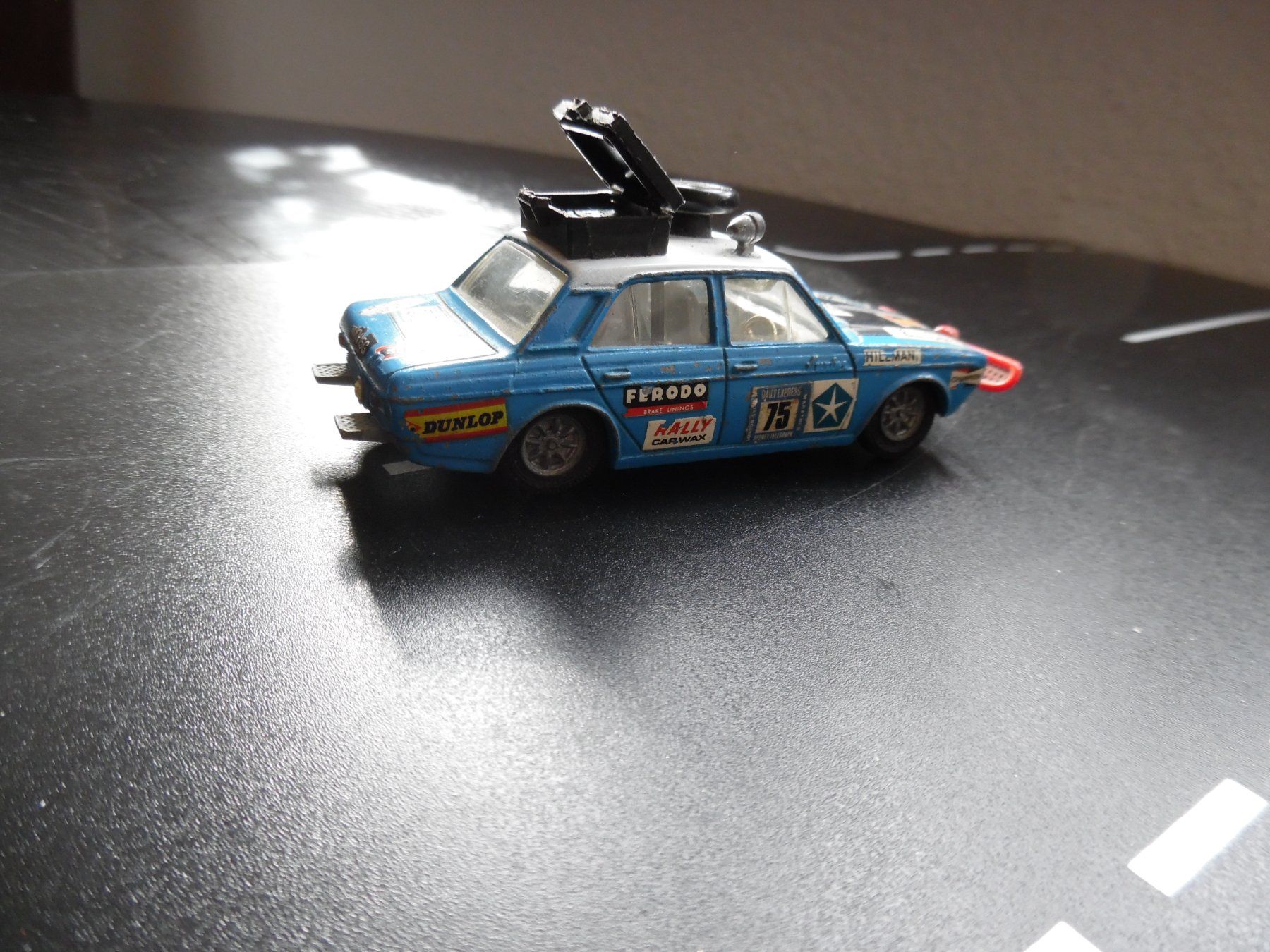Corgi Toys Modellini d'auto: Corgi Toys Rootes Hillman Hunter Mark II – Usato da Steinach venduto da suzzi11 2