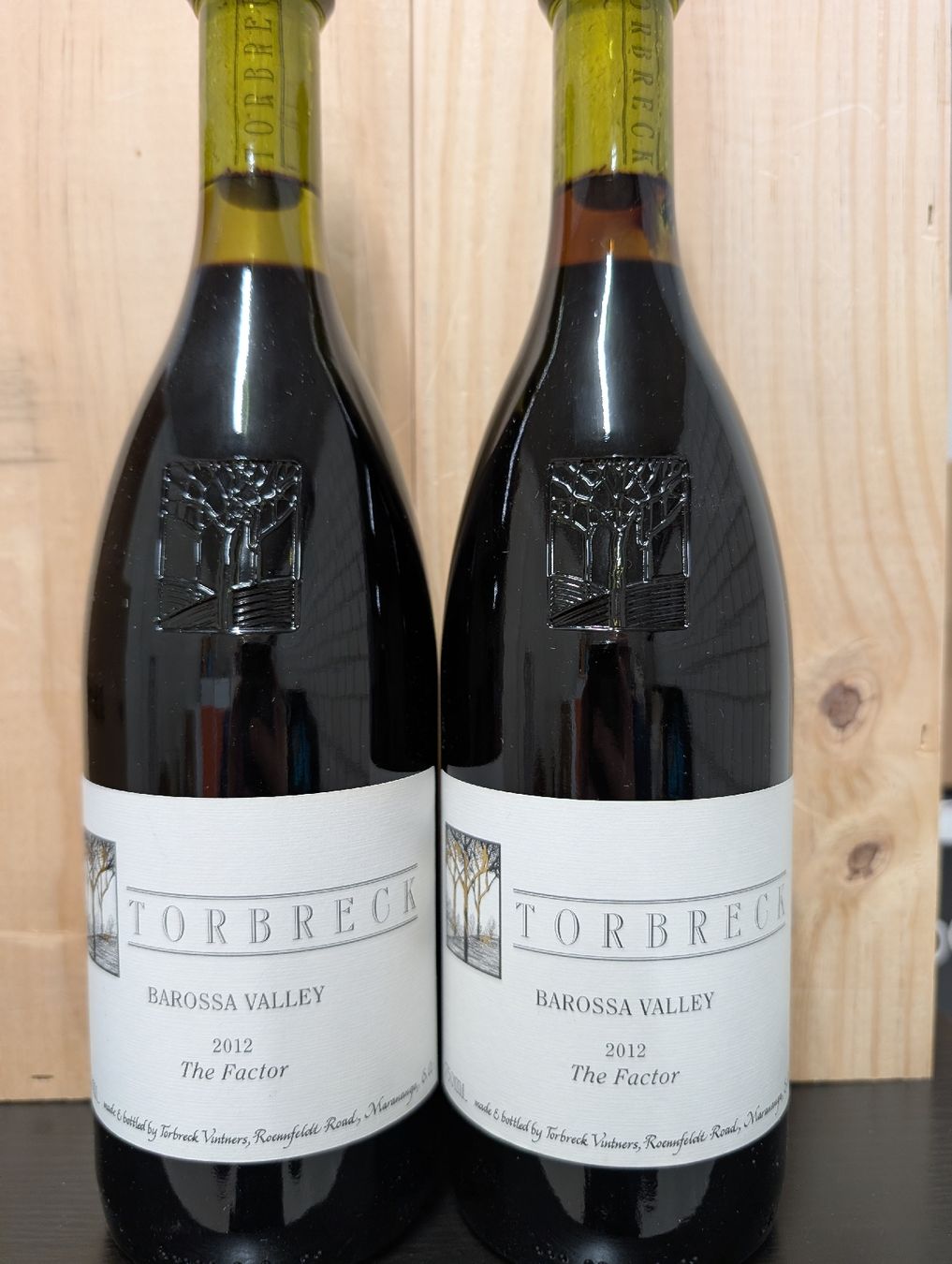Vino: 2 Fl. Torbreck The Factor 2012 Shiraz – Nuovo (secondo la descrizione) da Thürnen venduto da Hevner