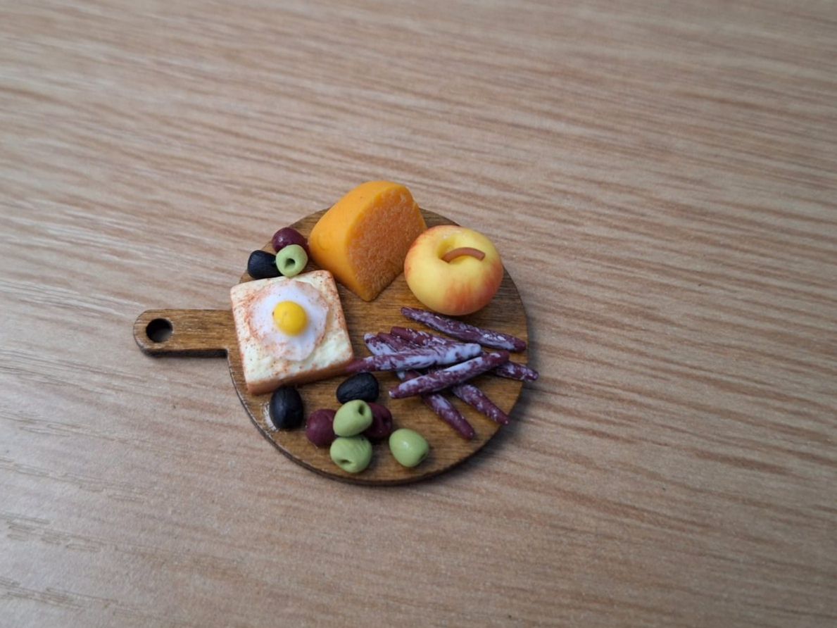 Puppenhäuser & -möbel: Puppenhaus Apero Platte – Neu (gemäss Beschreibung) aus Zürich von HandmadeTinyFood 2