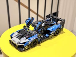LEGO Technic McLaren Senna GTR blau
